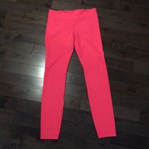 Underarmour leggings - size medium